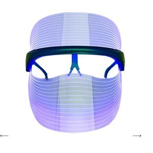 Poosh anti-acne blue light mask
